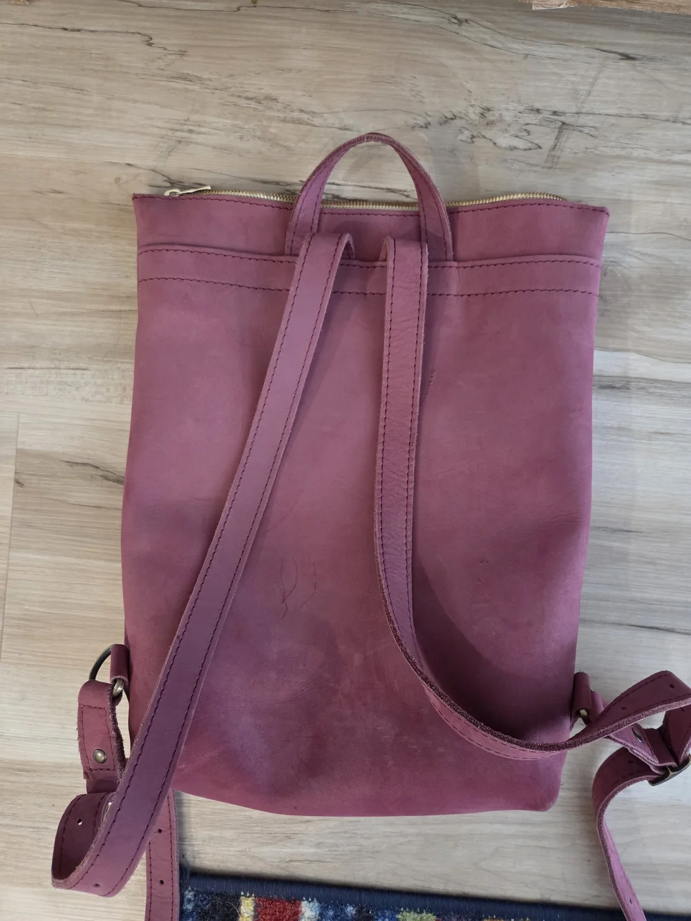 Portland Leather Mauve Leather Pouch with Gold Zipper